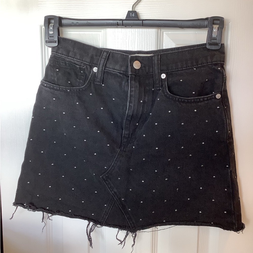Stylish Black Denim Skirt